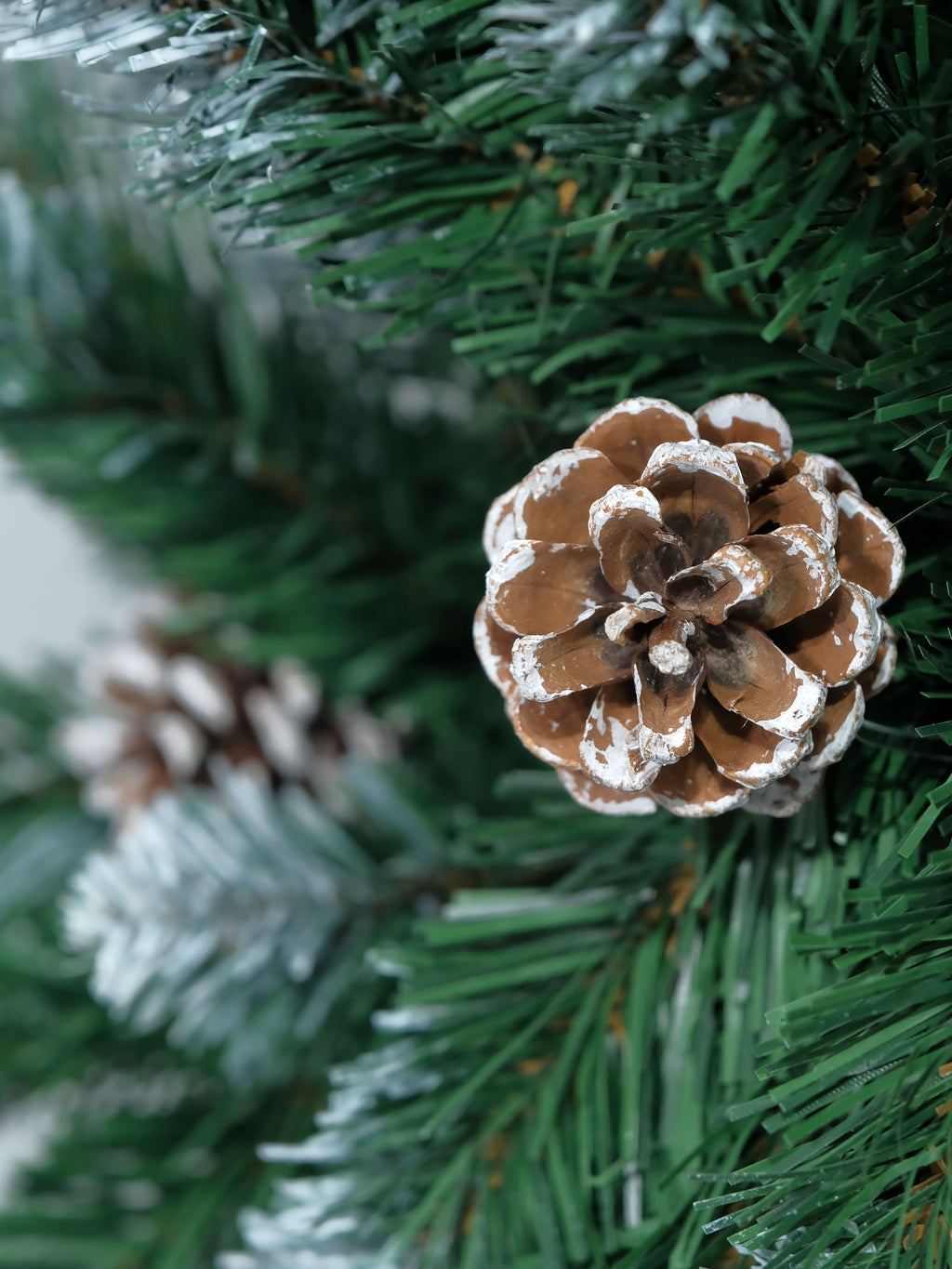 Pencil Christmas Tree 5ft 6FT 7FT 8FT Upgraded Artificial Slim Christmas Tree