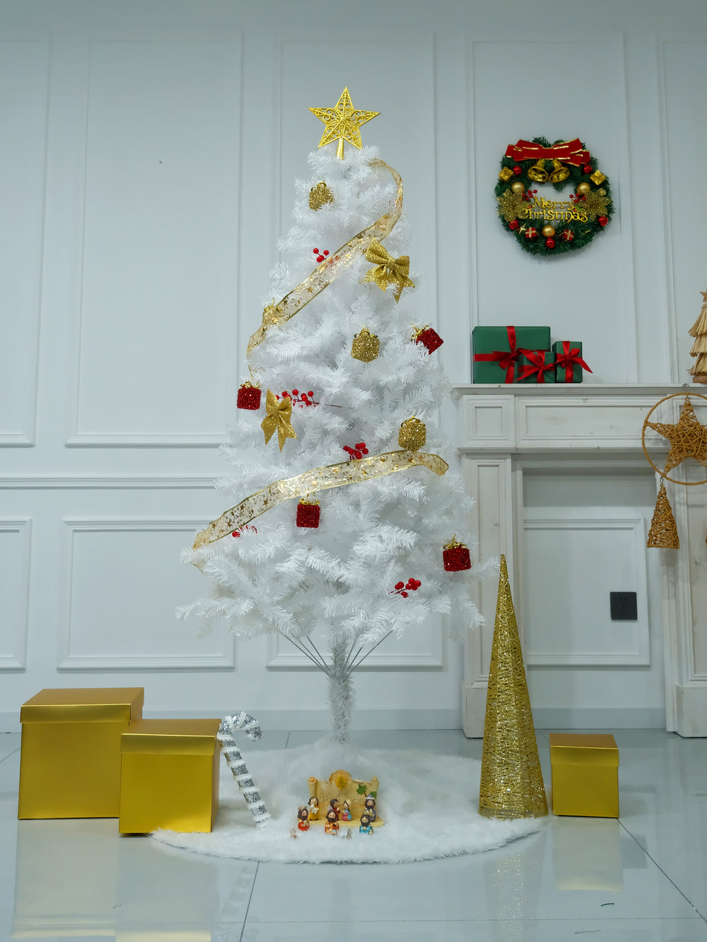 Christmas Tree  Makapal Full-Bodied White Artificial Christmas Tree Decoration Easy Set Up
