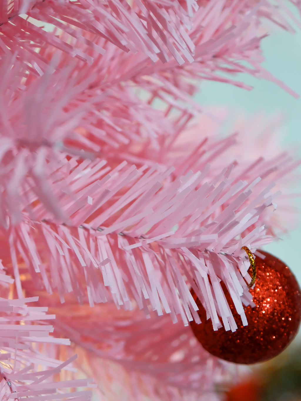 Pink Christmas Tree 6ft Artificial Spruce Full Pink Xmas Pine Tree with Metal Stand