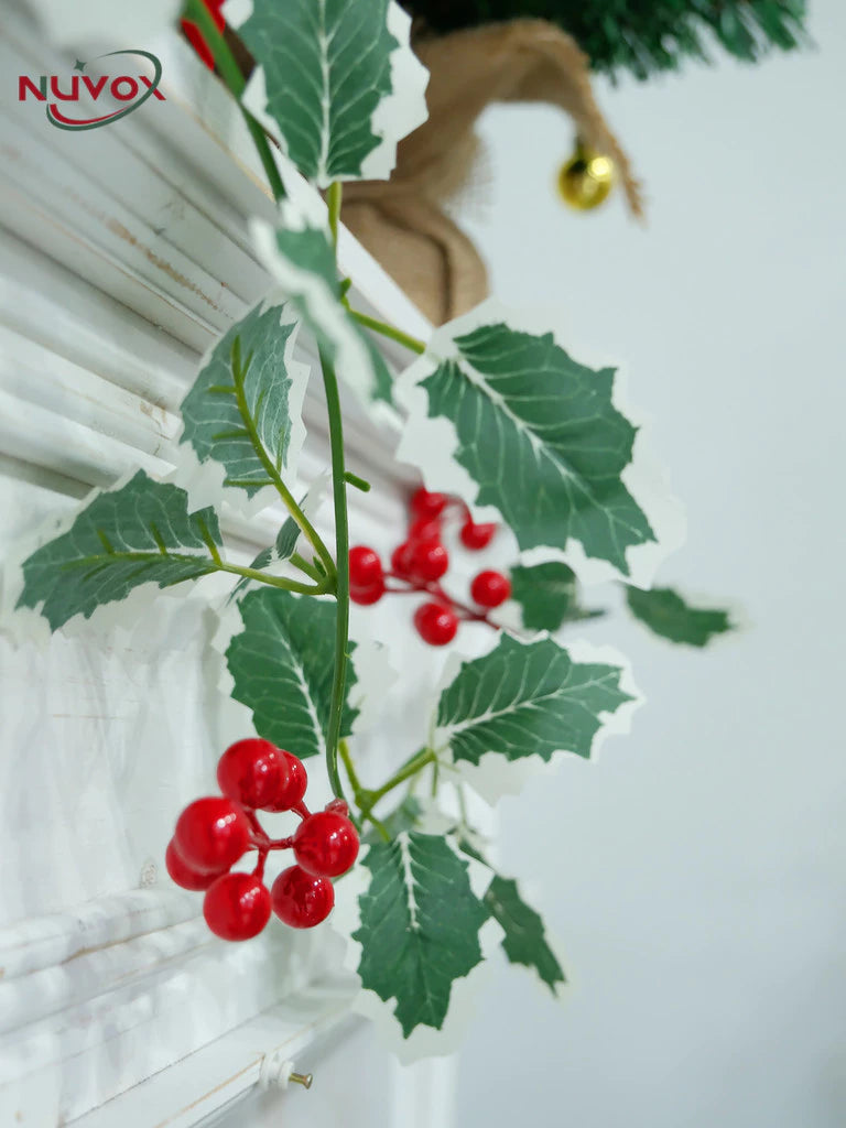 NUVOX Christmas Red Berry Garland Decoration with LED Artificial Red Berries Vine Christmas Garland
